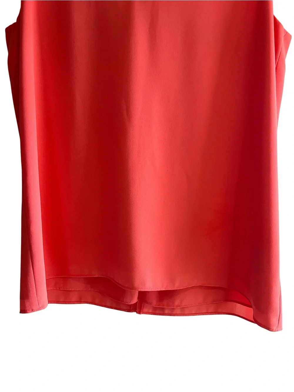 Babaton sleeveless Maddox blouse in
Coral with cut outs size M excellent conditi - Picture 6 of 12